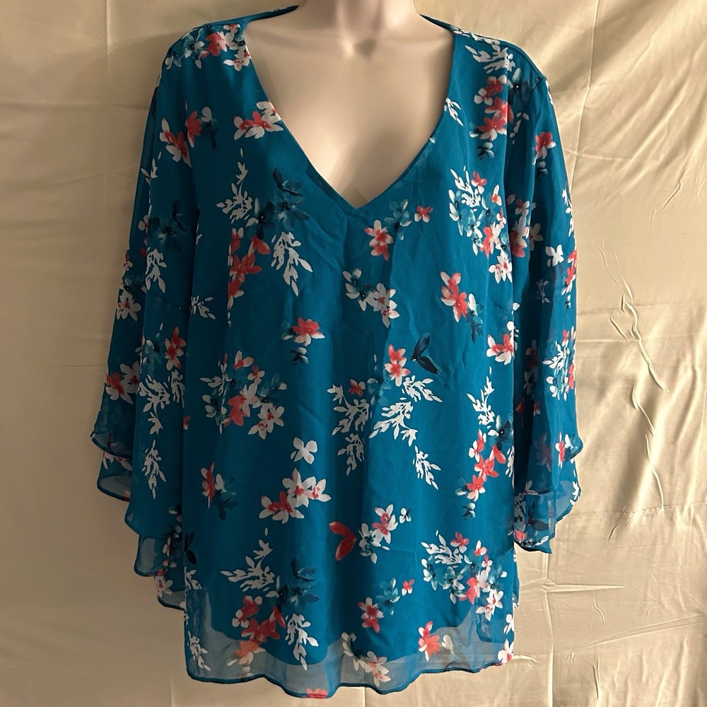 New 18/20 Lane Bryant Floral flare sleeve top #1785*8